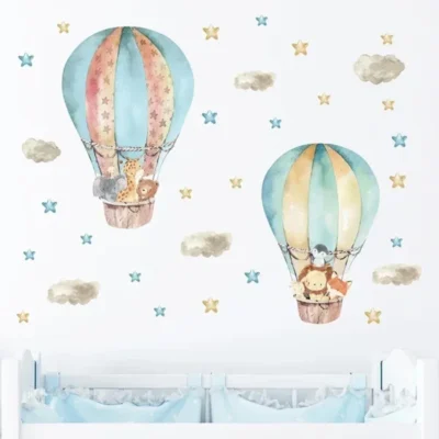 Sterne, Wolken, Heißluftballon, Löwe und andere Tiere – Magische Wandsticker für Kinderzimmer