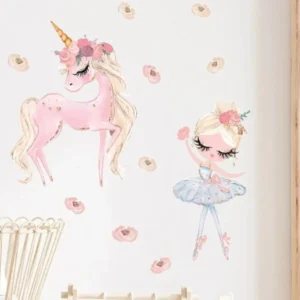 Pink Unicorn Wandsticker mit tanzendem Mädchen, Hirsch und rosa Blumen – Märchenhafte Wanddekoration für Kinderzimmer