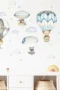 Heißluftballon, Bär und Cartoon-Wolken mit Sternen – Magische Wandsticker für Kinderzimmer
